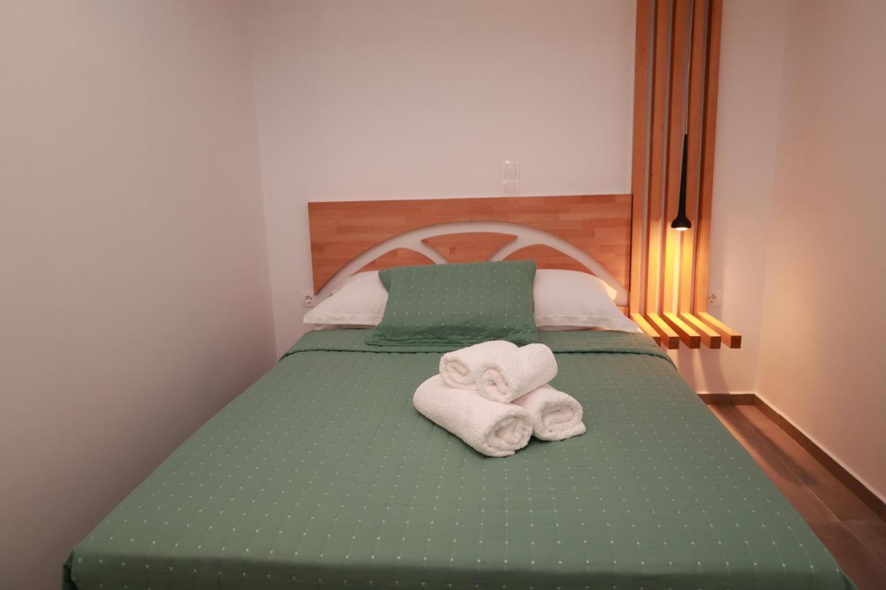 Cane'S Family Guest House Plomari Extérieur photo