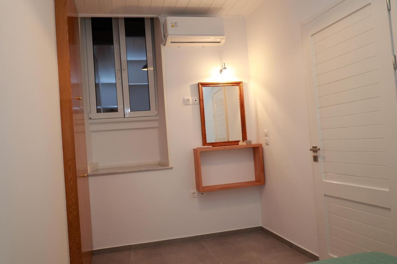 Cane'S Family Guest House Plomari Extérieur photo