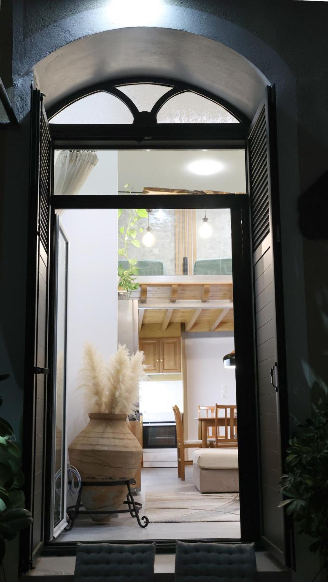 Cane'S Family Guest House Plomari Extérieur photo